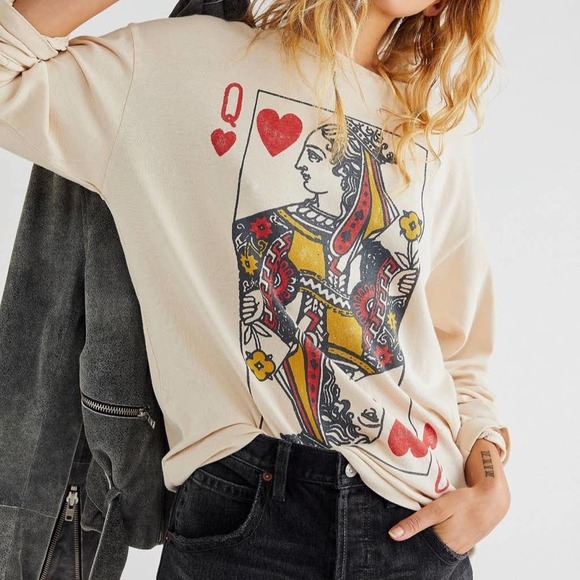 Free People Tops - FREE PEOPLE Queen of Hearts Long Sleeve Graphic Tee Boho Streetwear Small Ivory